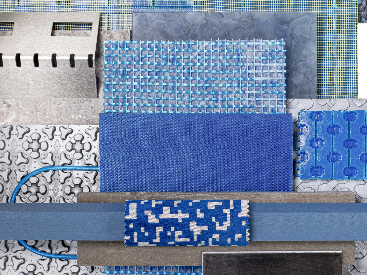 Collage aus verschiedenen Oberflächen und Texturen in Blautönen mit Entwässerungs- und Drainageprodukten von Gutjahr